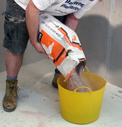 Plastering tips number 2:  Gte your plaster mix just right
